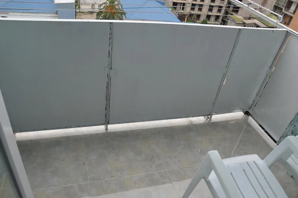 Irakli'S Apartment With Sea View Batumi